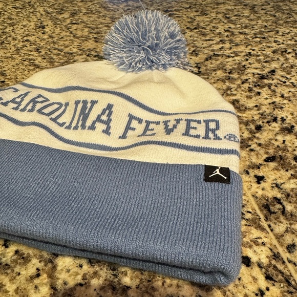NWT Jordan Brand UNC Tarheels Beanie - Picture 4 of 6